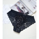 Intimissimi Csipke Bugyi Flitterekkel